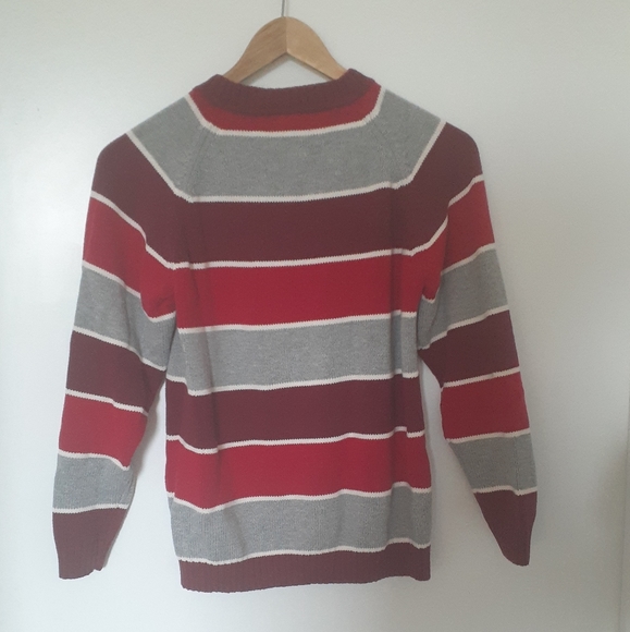 Sweater - Picture 4 of 4